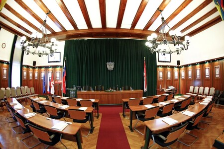 Velika sejna dvorana