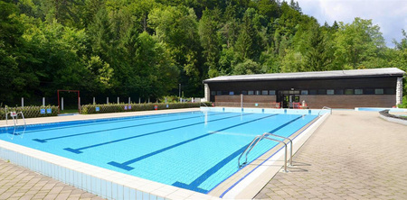 Kopališče Kropa