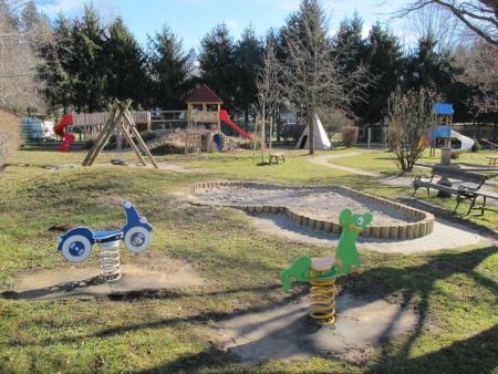 Otroško igrišče v Športnem parku Radovljica